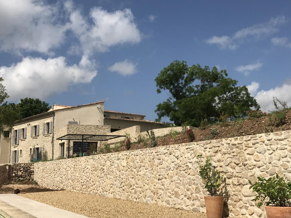 Chut ! C'Est Ici Hotel Venelles Buitenkant foto